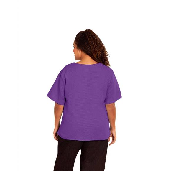 NEW ON THE PLUS SIDE ameli cotton short sleeve v-neck top - plus in acai - Picture 3 of 3